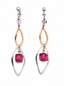 Collezione Ivana, orecchini IA/OR04 in argento rodiato e placcato oro rosa con cristalli Swarovski fucsia, viola e rosa.